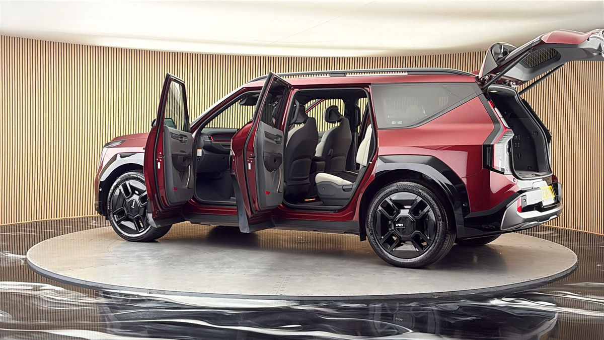 More views of Kia EV9