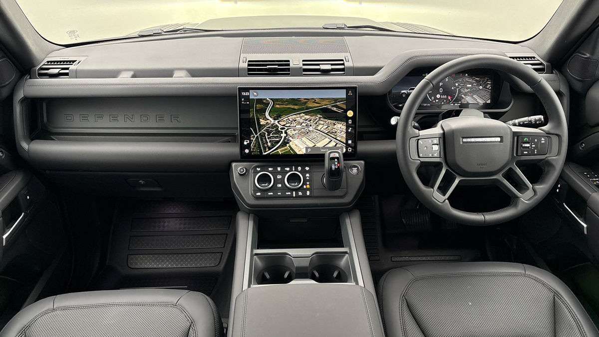 Land Rover Defender 90 Urban Image 12