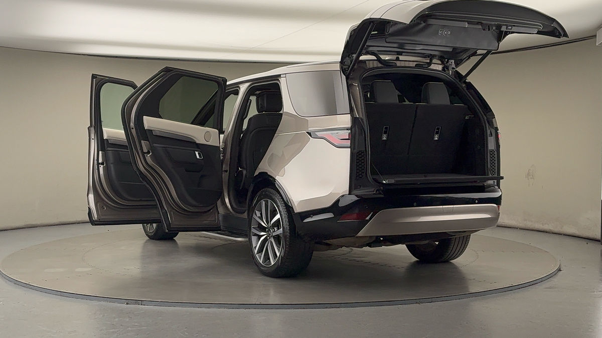 Land Rover Discovery Image 23