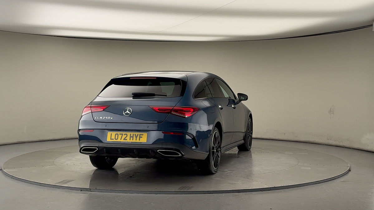 More views of Mercedes-Benz CLA