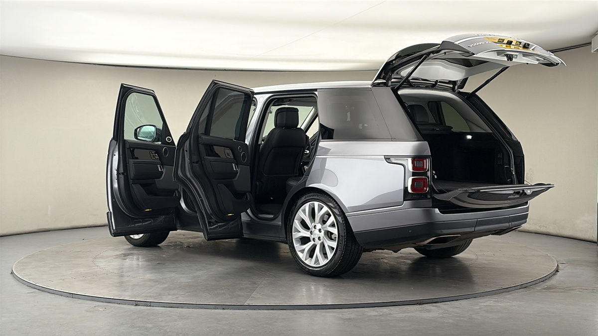 More views of Land Rover Range Rover