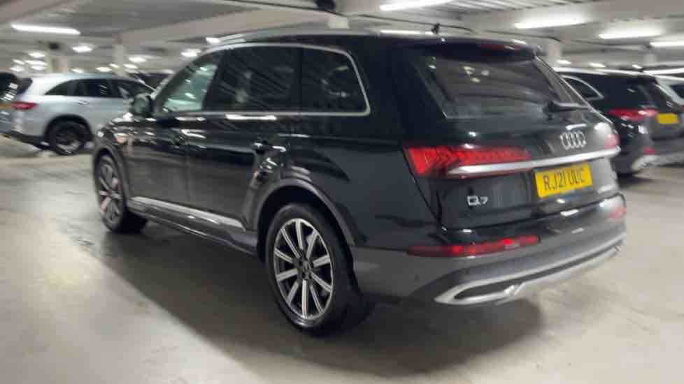 More views of Audi Q7
