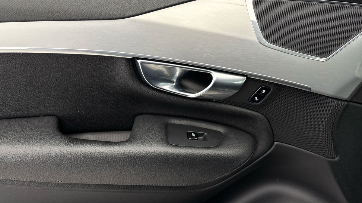 Volvo XC90 Image 28
