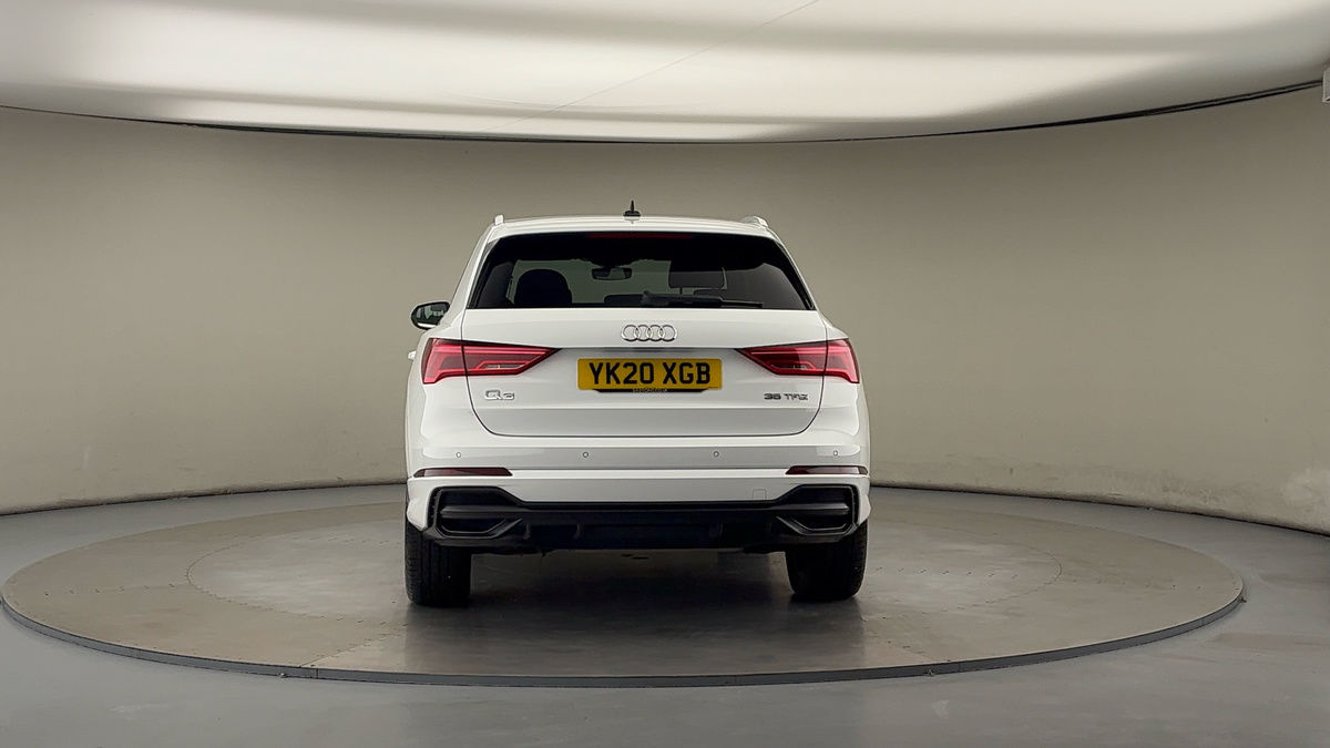More views of Audi Q3