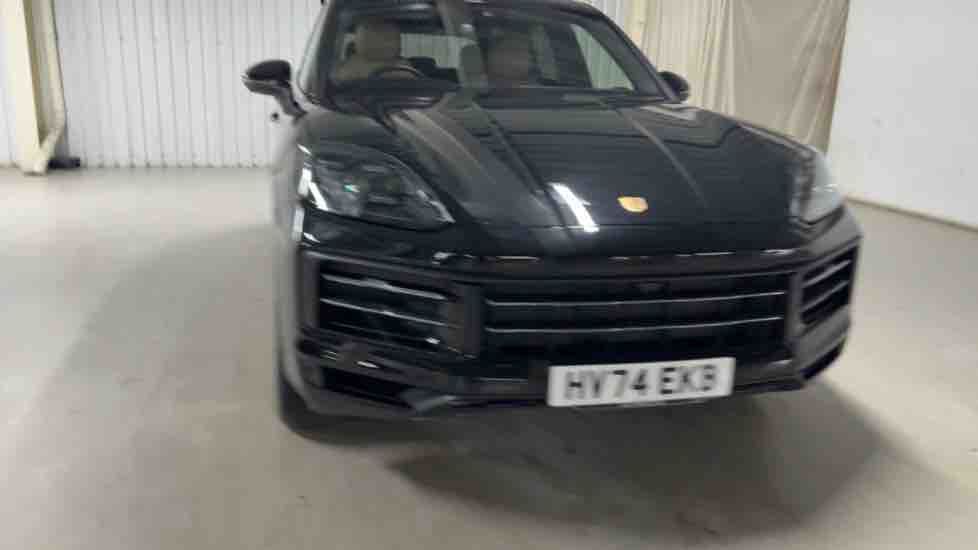 More views of Porsche Cayenne