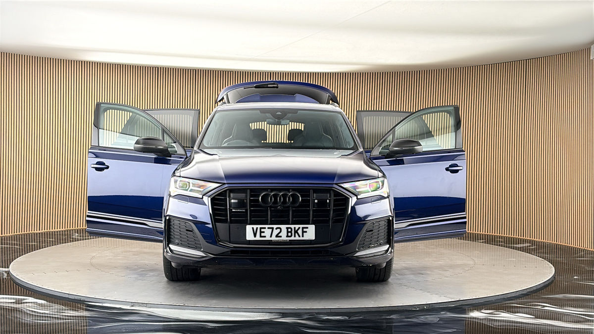 More views of Audi Q7
