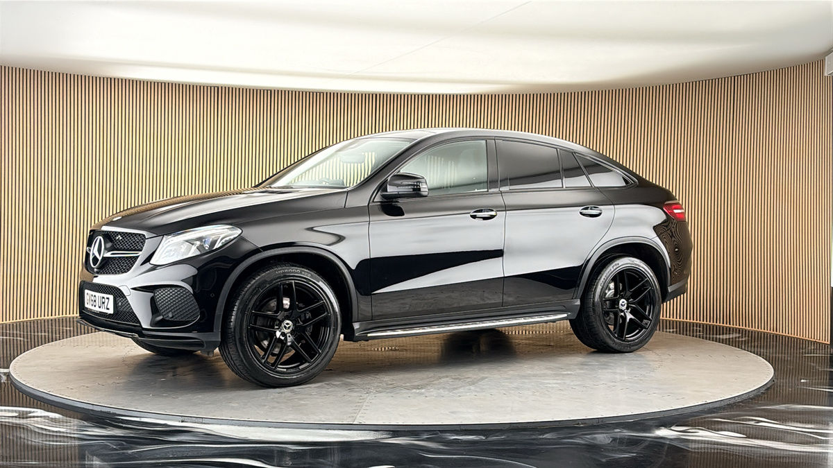 More views of Mercedes-Benz GLE