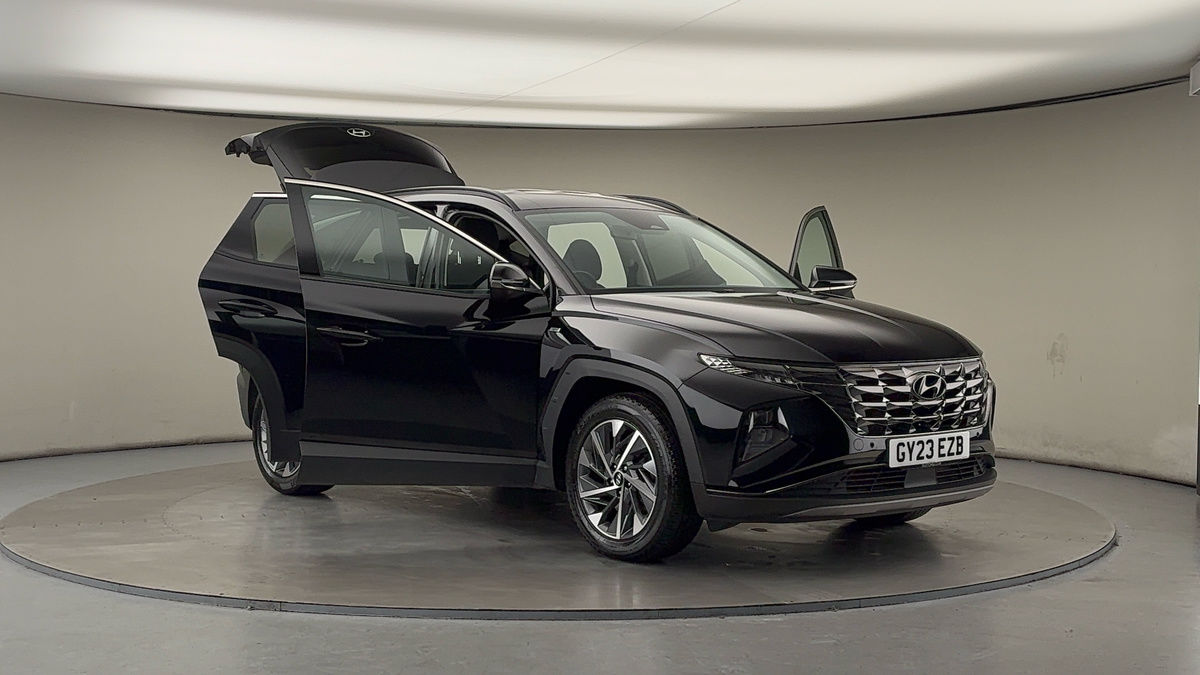 More views of Hyundai TUCSONix35