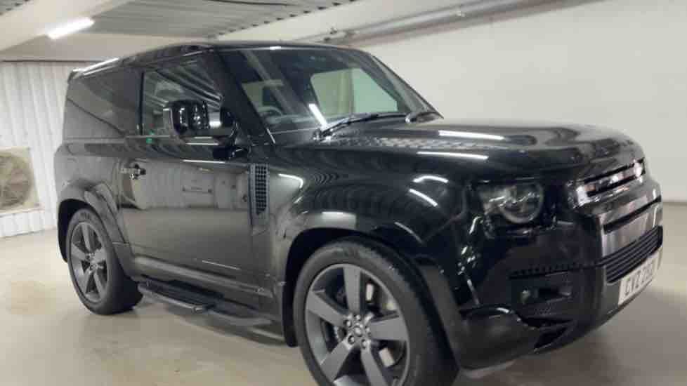More views of Land Rover Defender 90