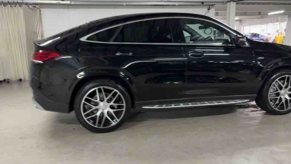 More views of Mercedes-Benz GLE
