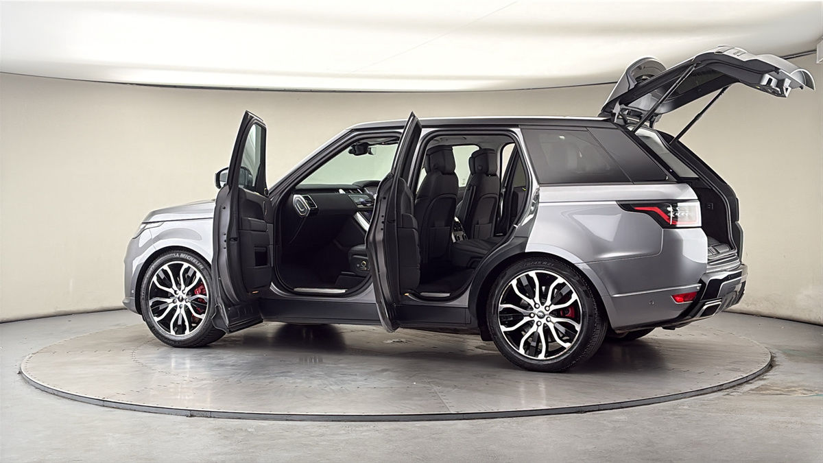 More views of Land Rover Range Rover Sport