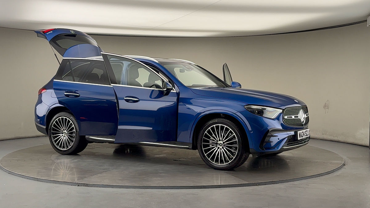 More views of Mercedes-Benz GLC