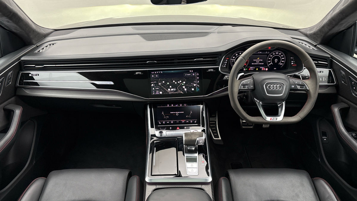 Audi RSQ8 Image 12