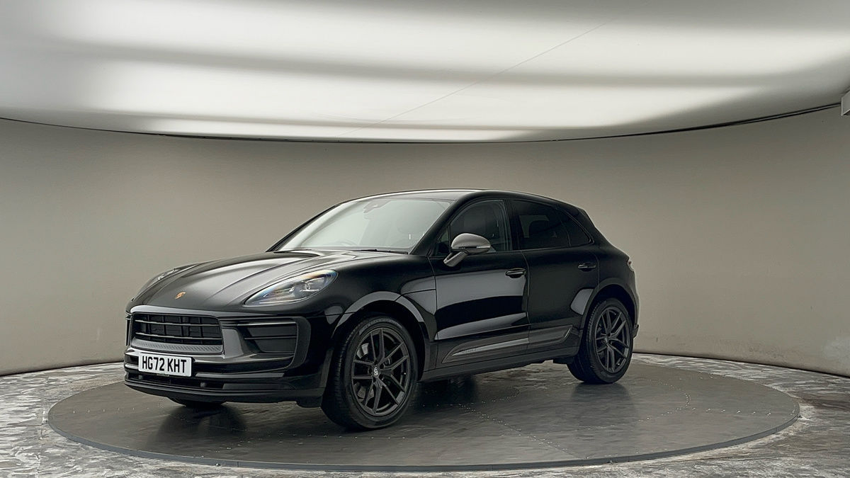 Porsche Macan Image 20