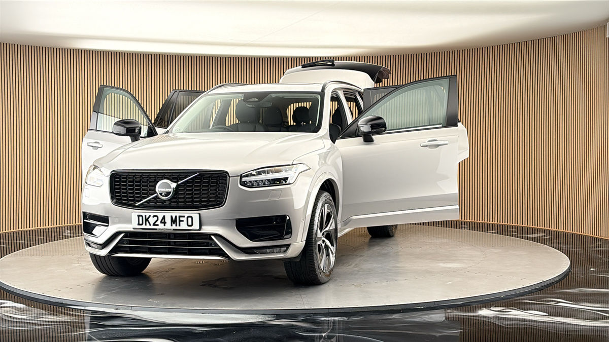 More views of Volvo XC90