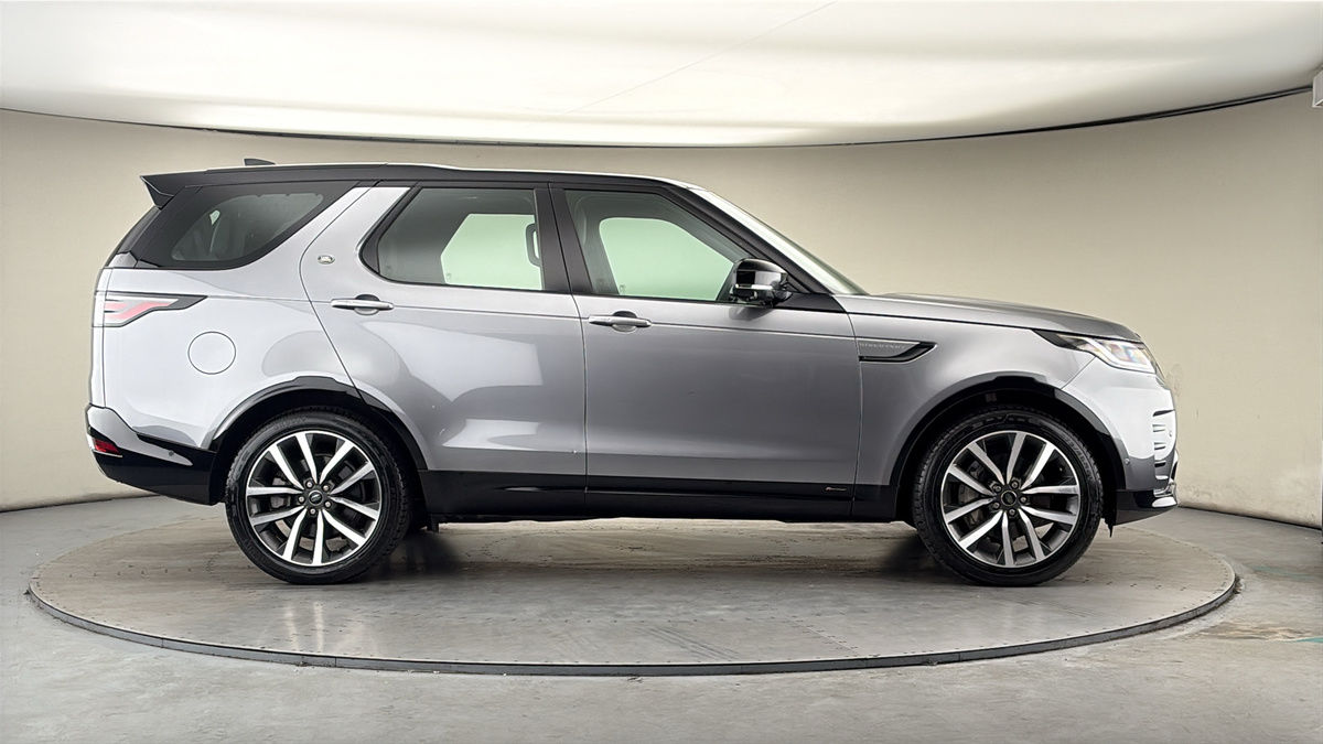 Land Rover Discovery Image 16