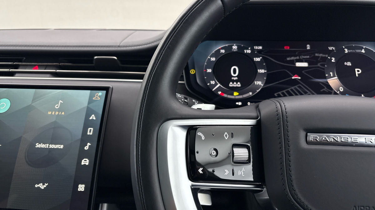 Land Rover Range Rover Image 13