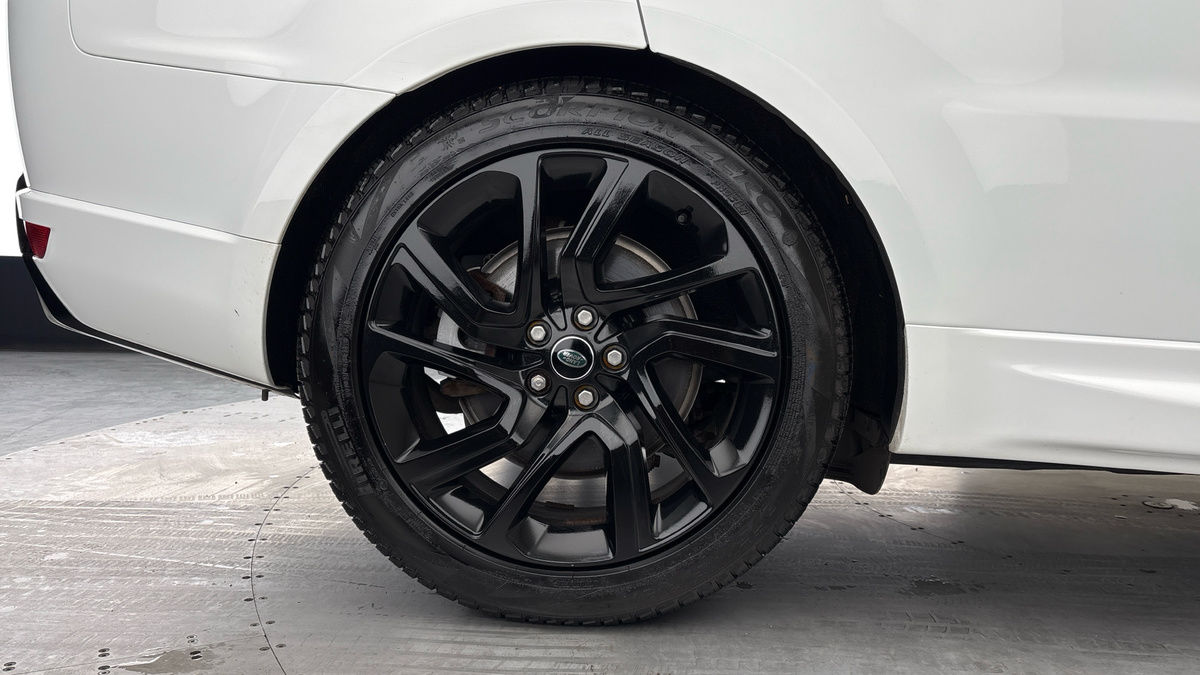 Land Rover Range Rover Sport Image 10