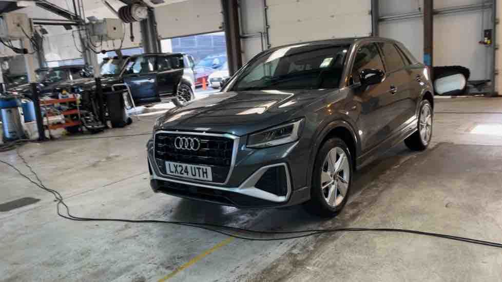 More views of Audi Q2