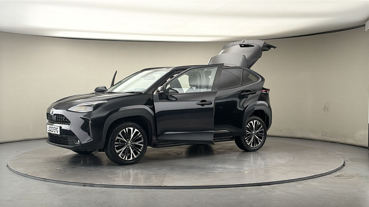 More views of Toyota Yaris Cross