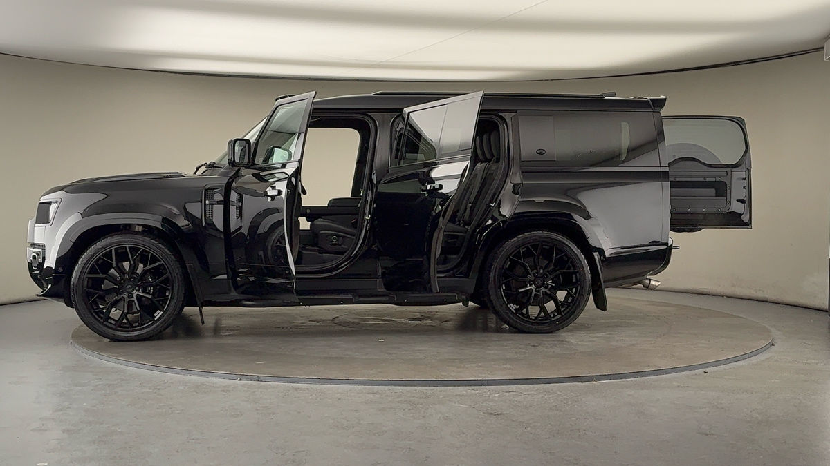 More views of Land Rover Defender 130