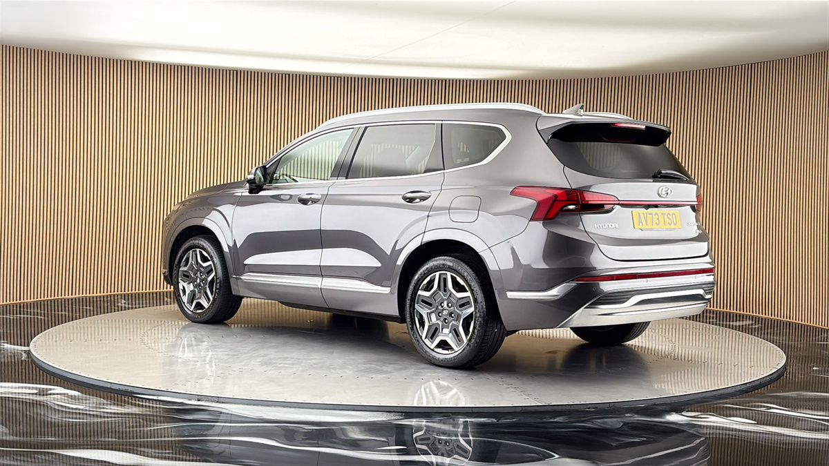 More views of Hyundai Santa Fe