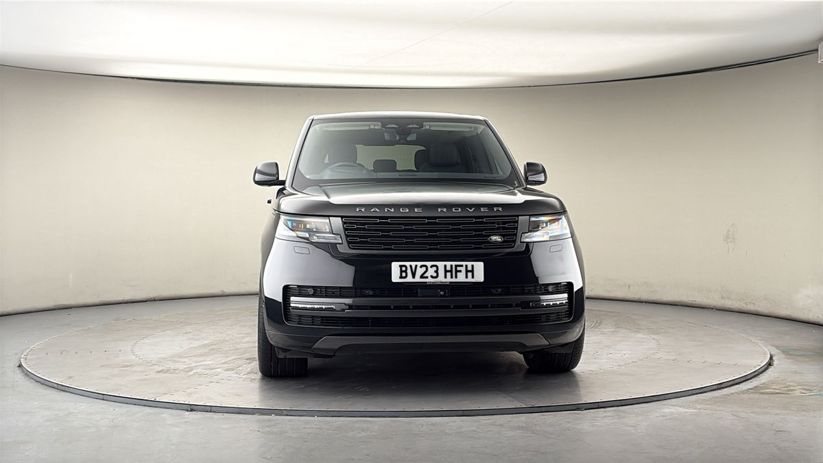 More views of Land Rover Range Rover
