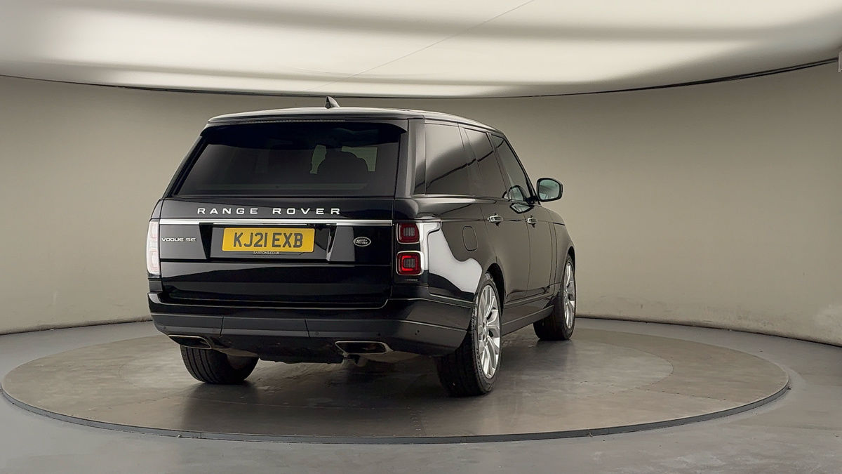 More views of Land Rover Range Rover