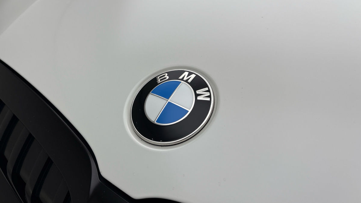 BMW 3 Series Image 24