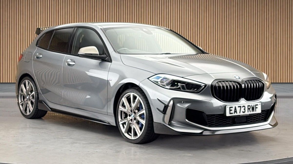 BMW 1 Series Sticky Header Image