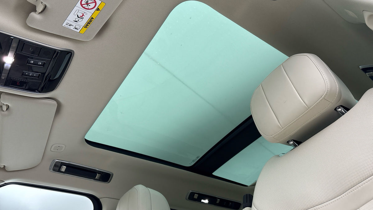 Land Rover Range Rover Image 6