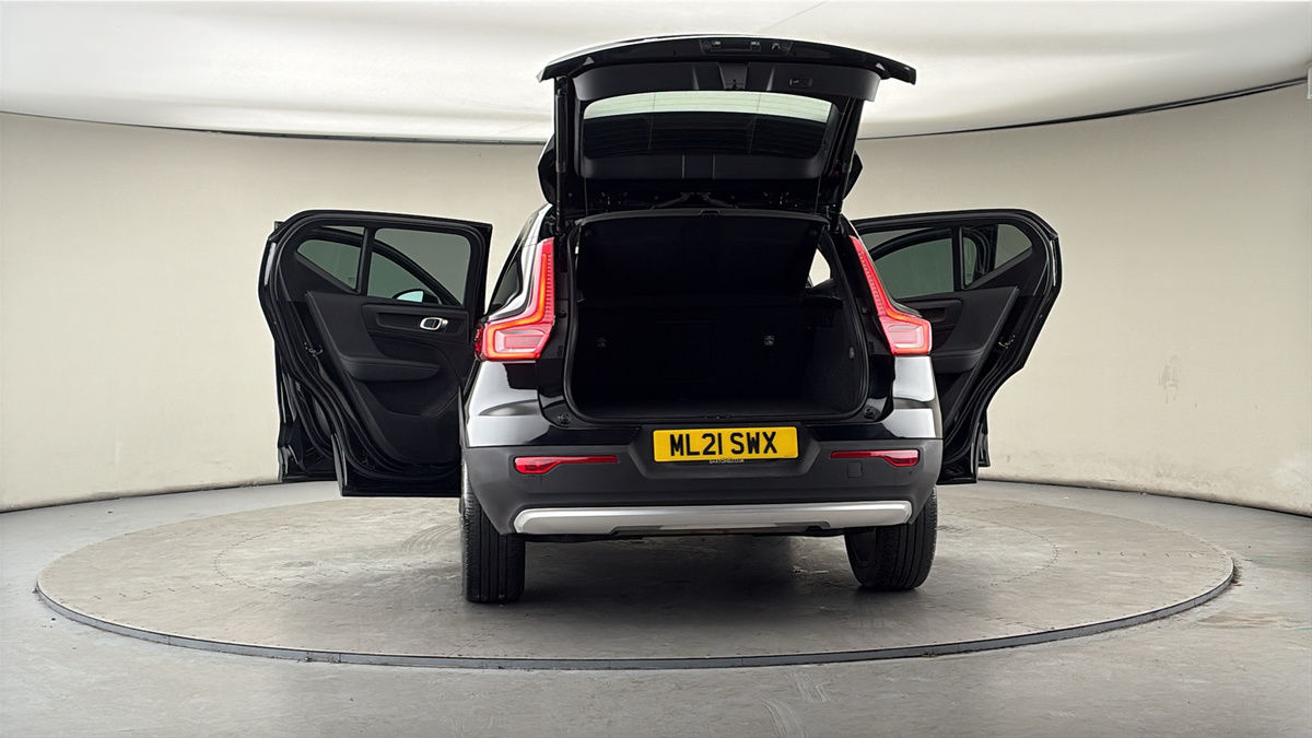 More views of Volvo XC40