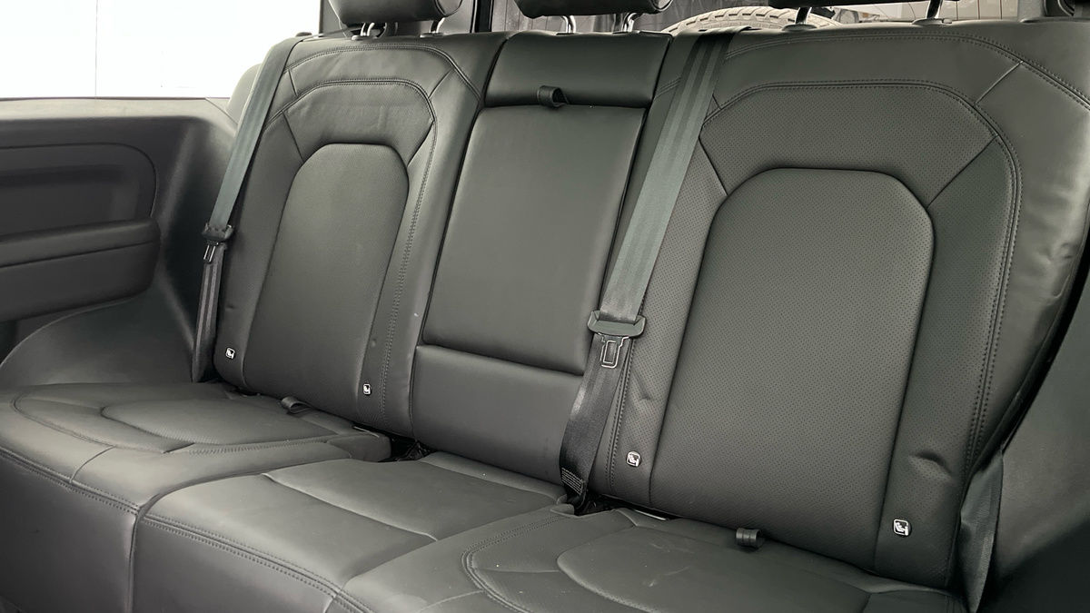 Land Rover Defender 90 Urban Image 8