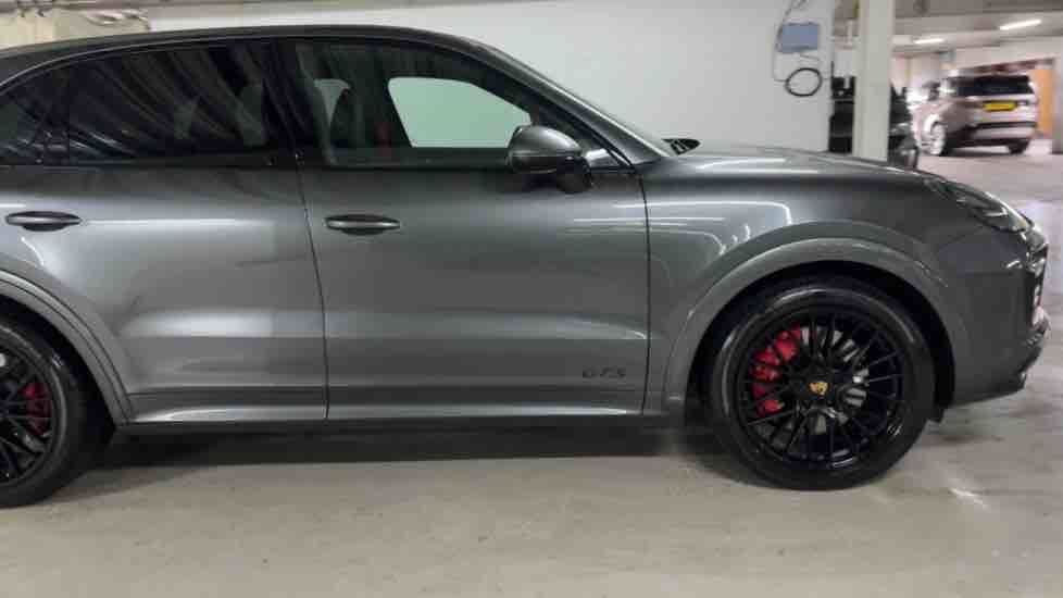 More views of Porsche Cayenne