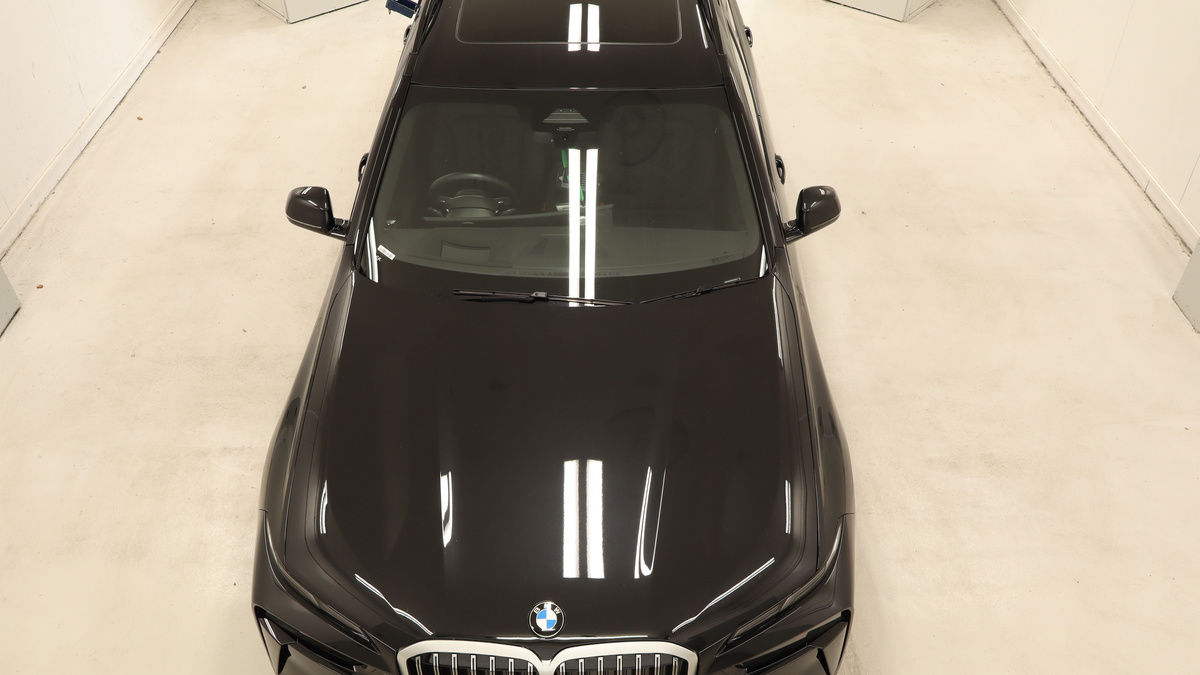 BMW X7 Image 7