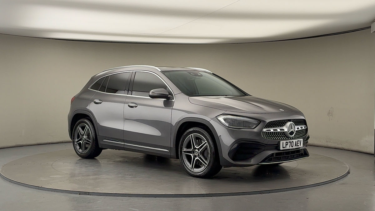 More views of Mercedes-Benz GLA