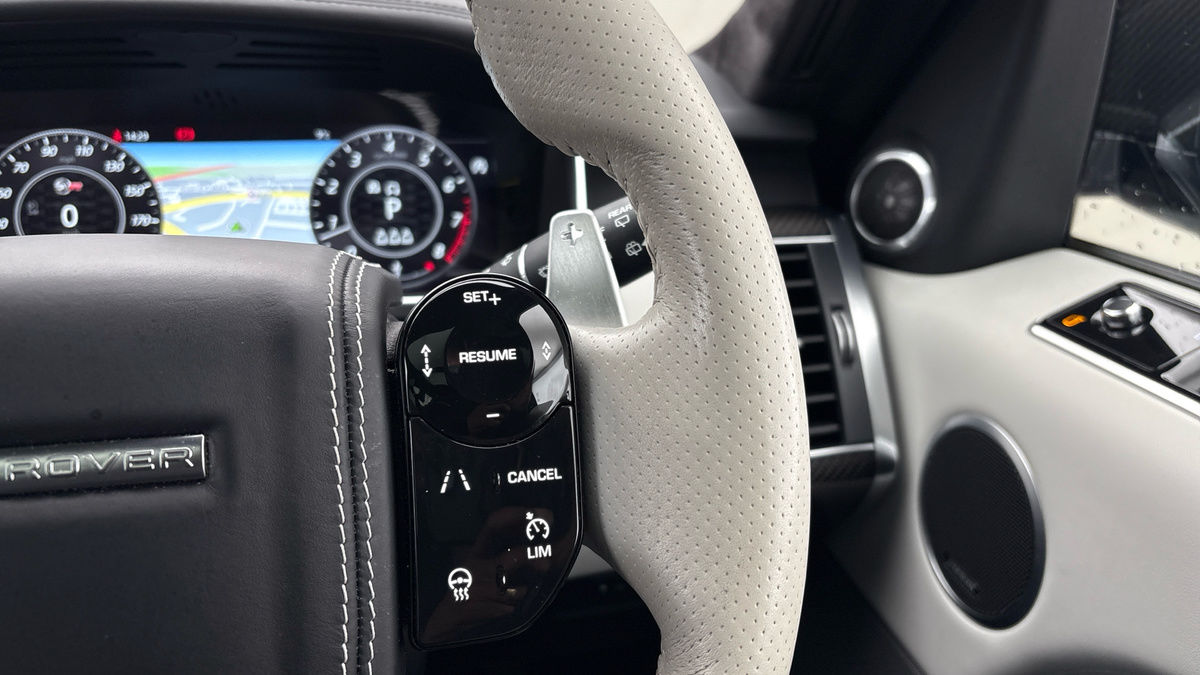 Land Rover Range Rover Sport Image 14