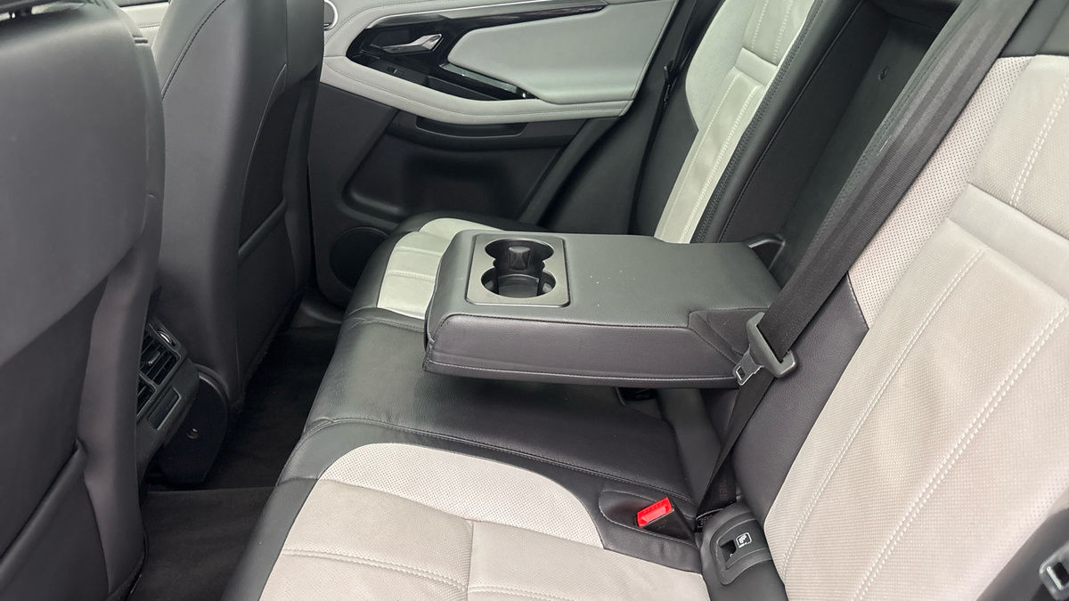 Land Rover Range Rover Evoque Image 9