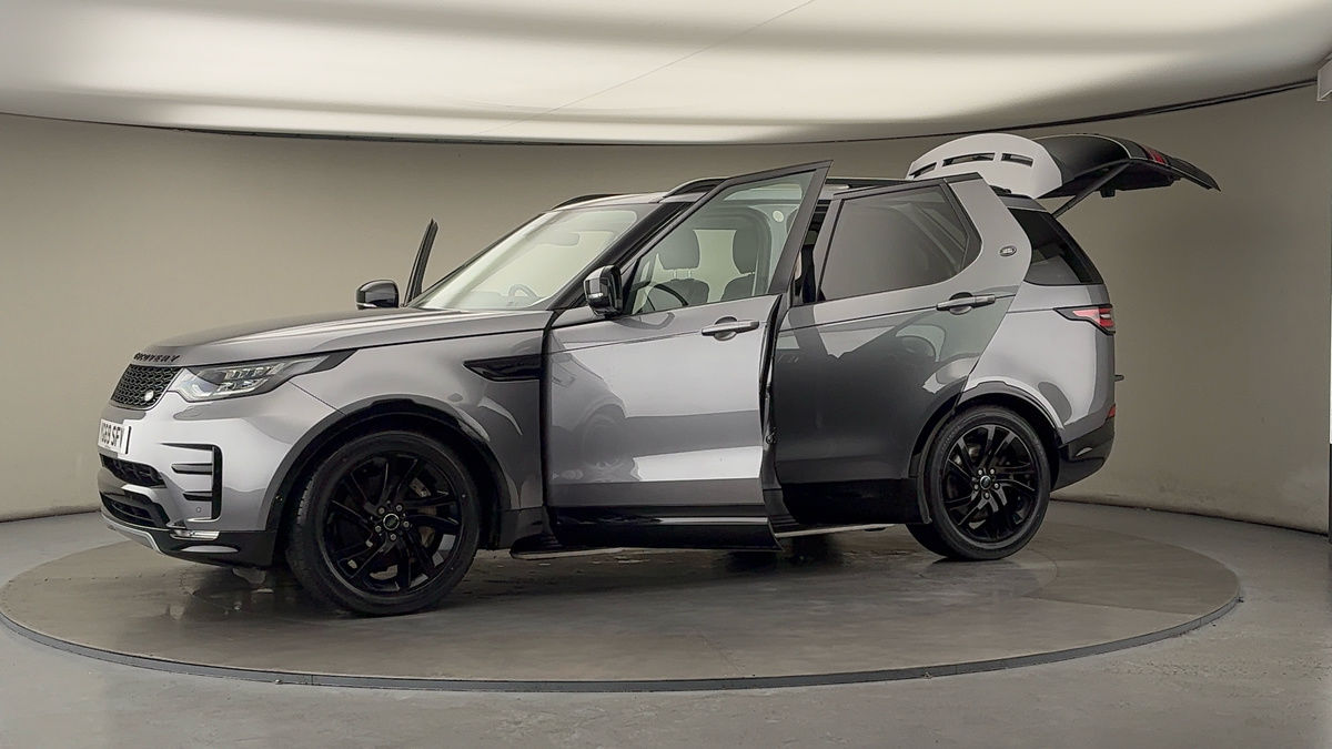 More views of Land Rover Discovery