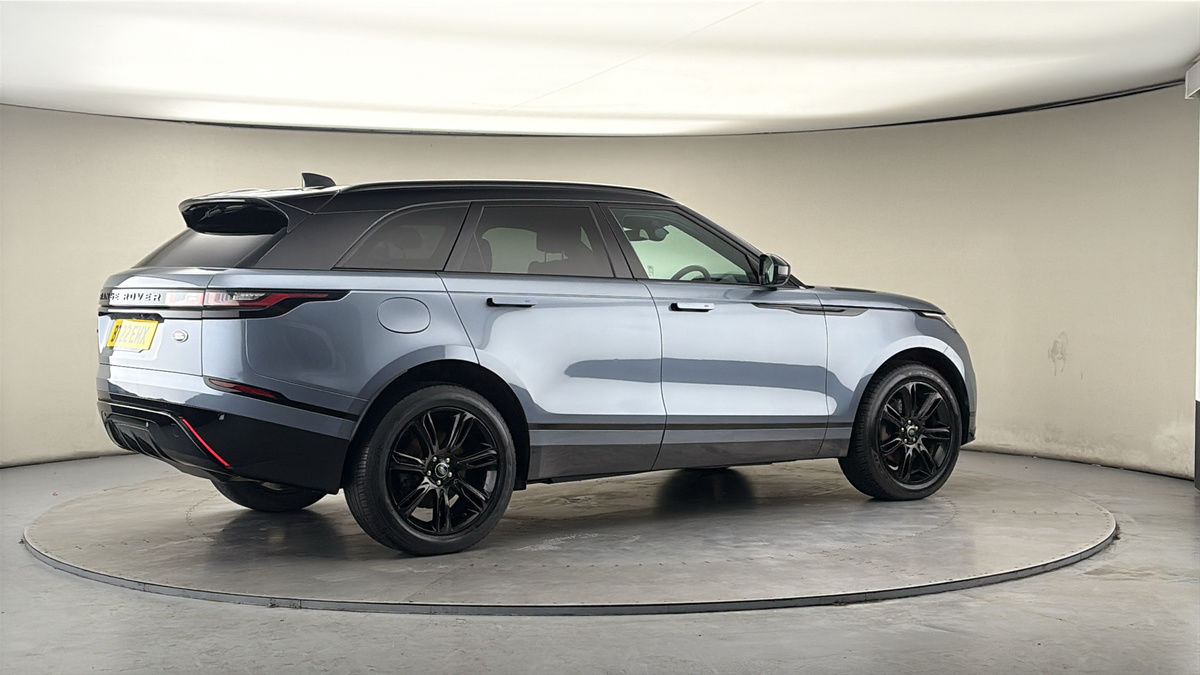More views of Land Rover Range Rover Velar
