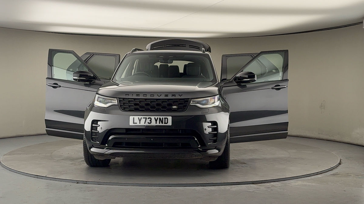 More views of Land Rover Discovery