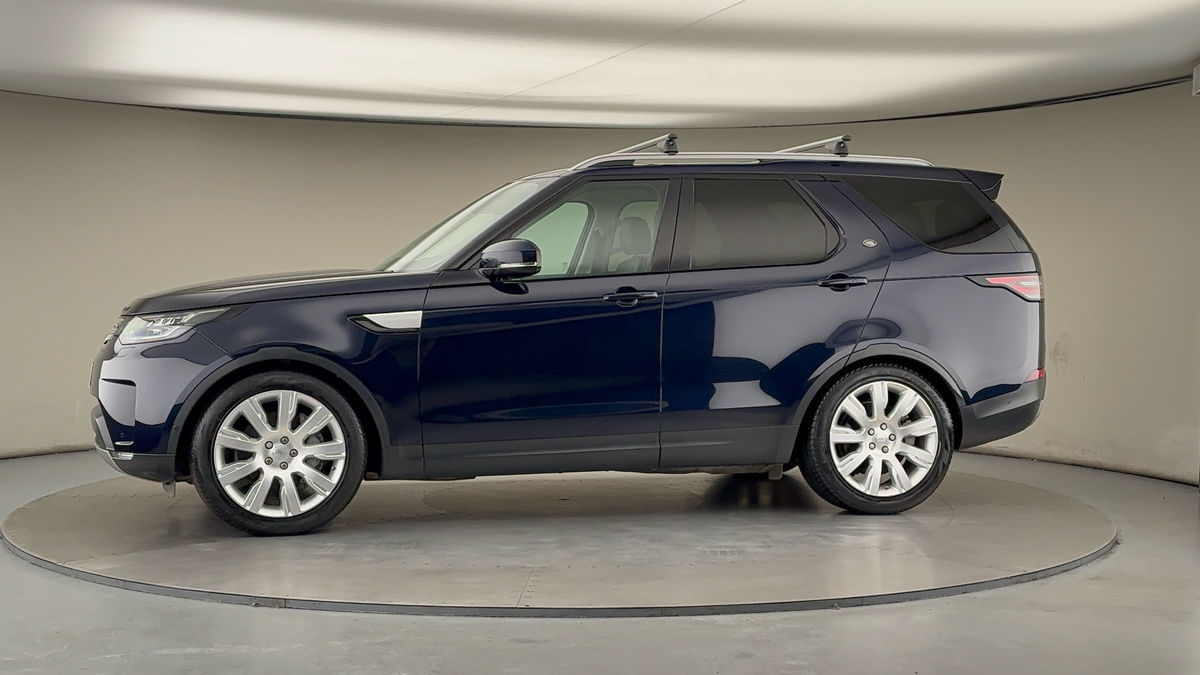 More views of Land Rover Discovery