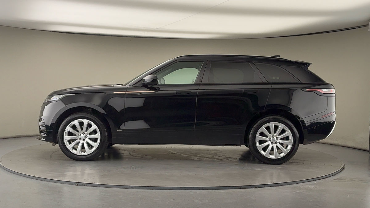 Land Rover Range Rover Velar Image 15