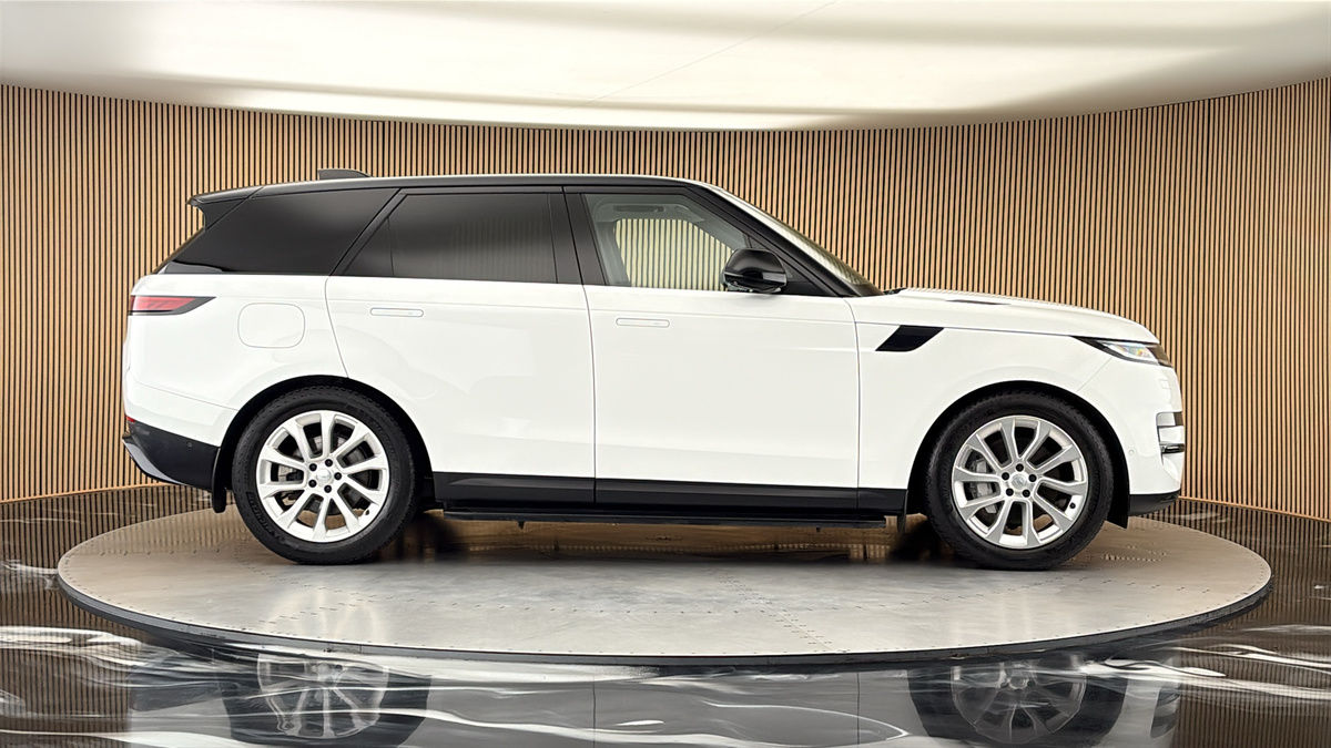 Land Rover Range Rover Sport Image 16