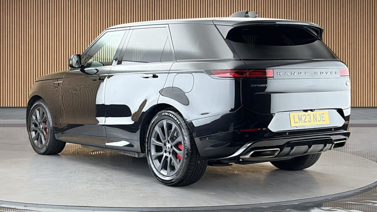 Land Rover Range Rover Sport Image 2