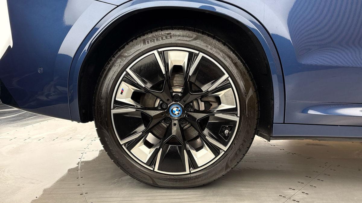 BMW iX3 Image 10
