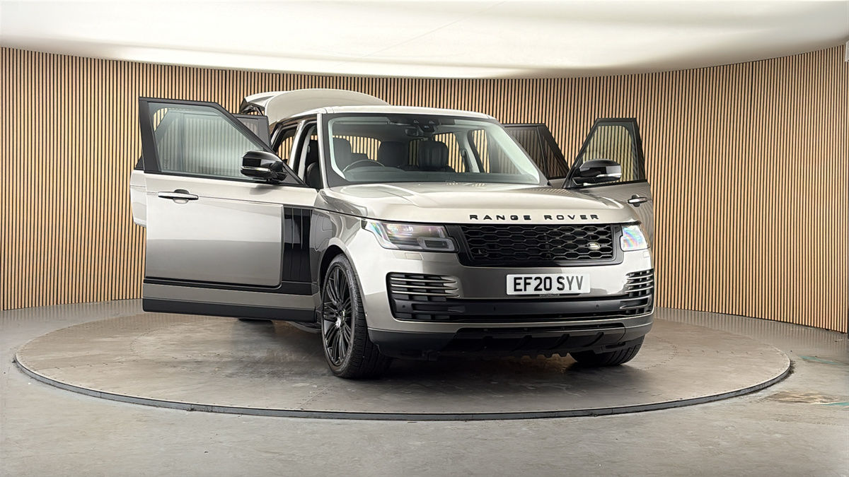 More views of Land Rover Range Rover