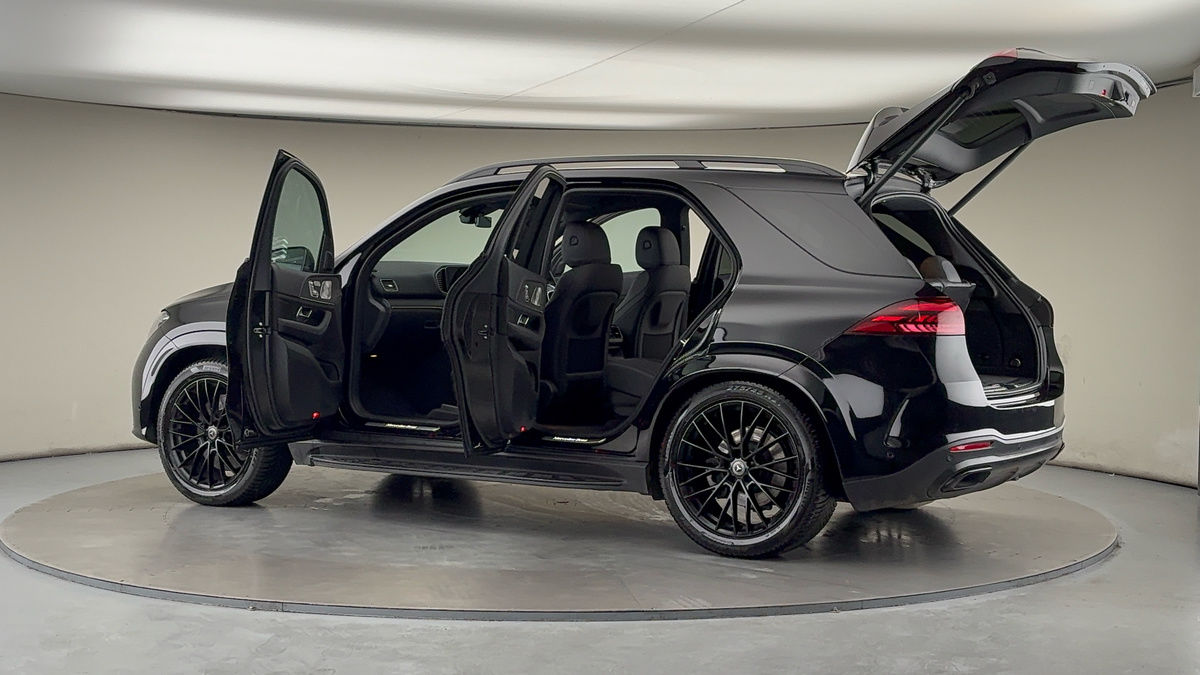 More views of Mercedes-Benz GLE