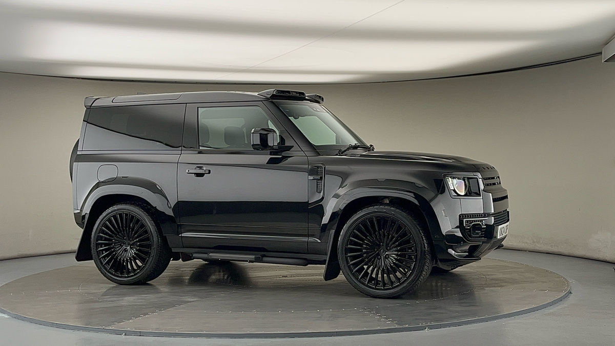 More views of Land Rover Defender 90