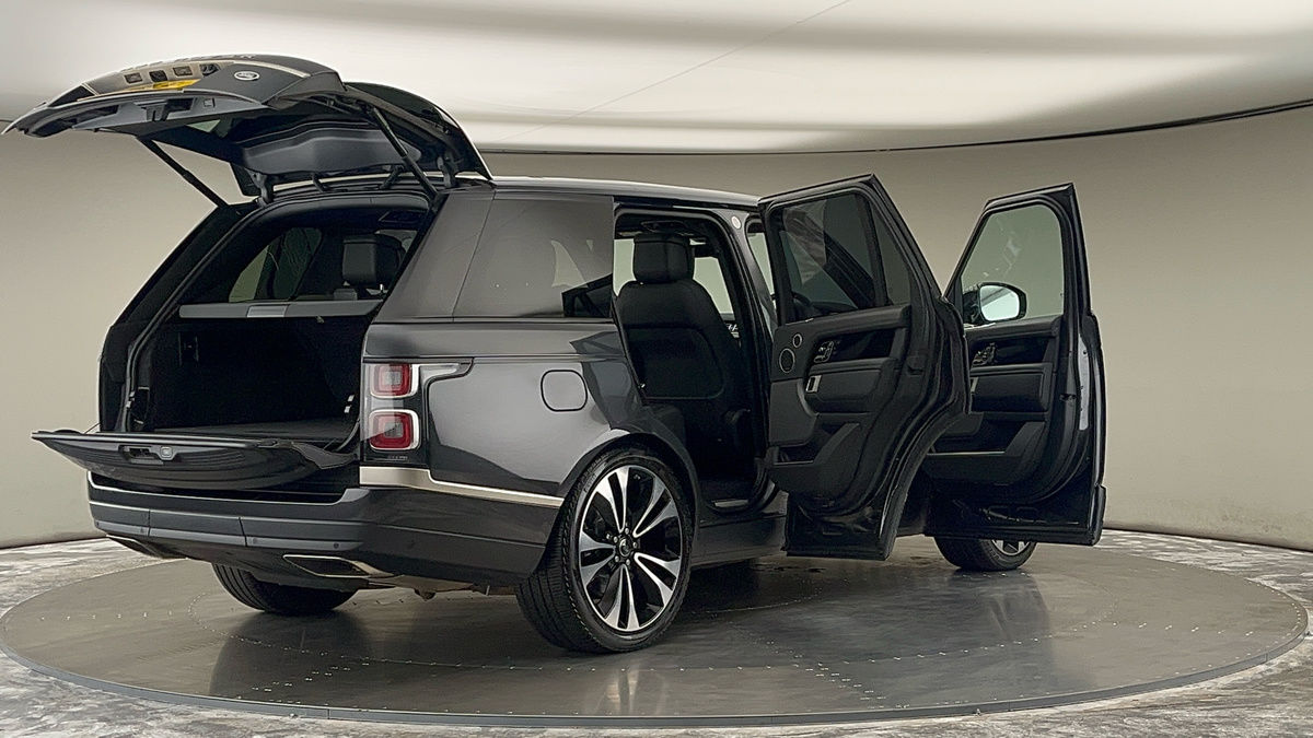 More views of Land Rover Range Rover